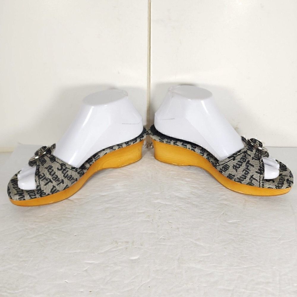 Stuart Weitzman Women's US 7,5B Graffiti Logo Buckle Wooden Heel Wedge Sandals - Picture 5 of 14